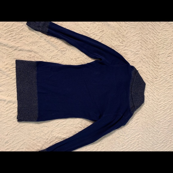 Guess sweater - Picture 4 of 5